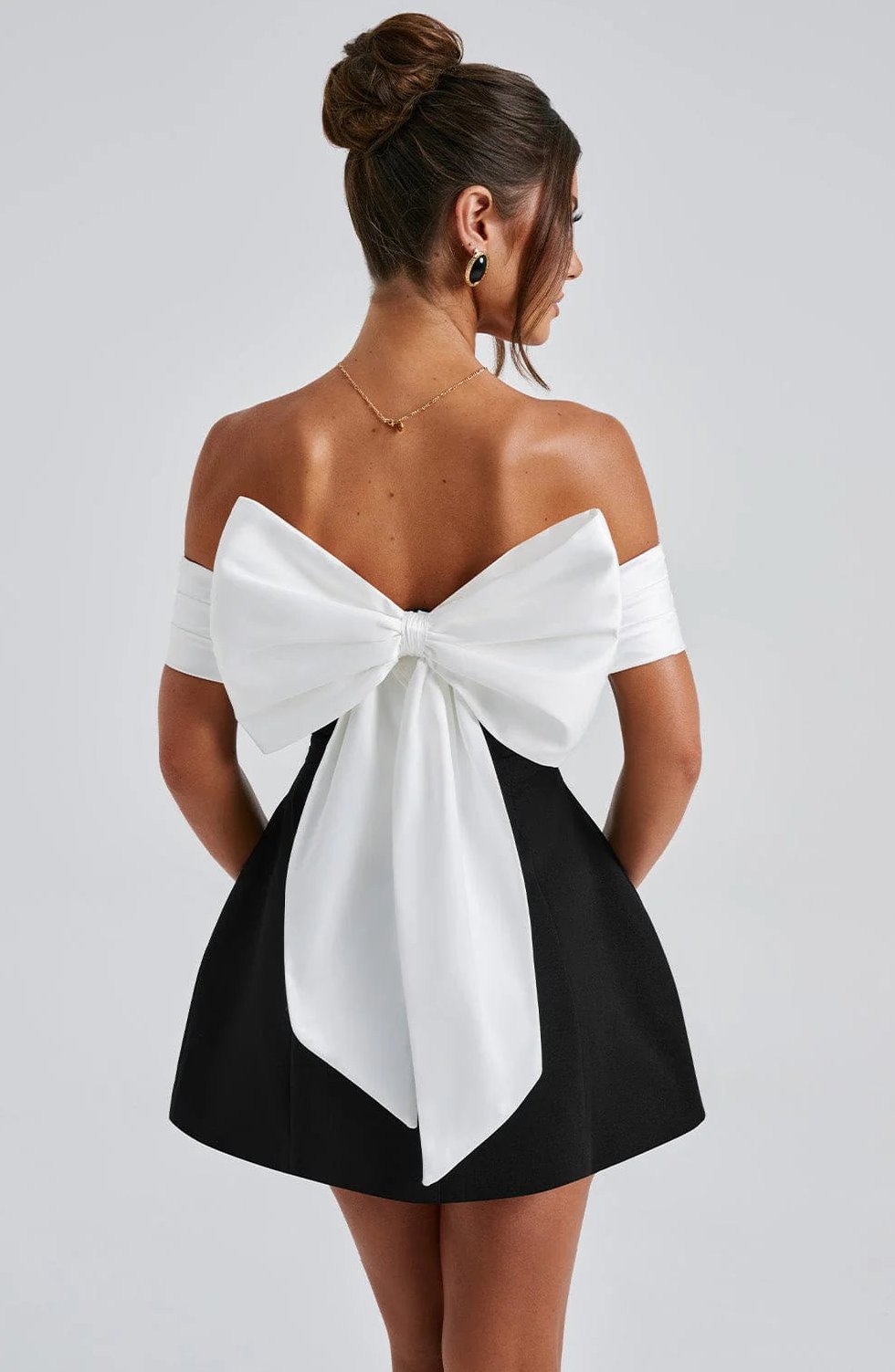 Women's Black Mini Dress for Parties - Image 2