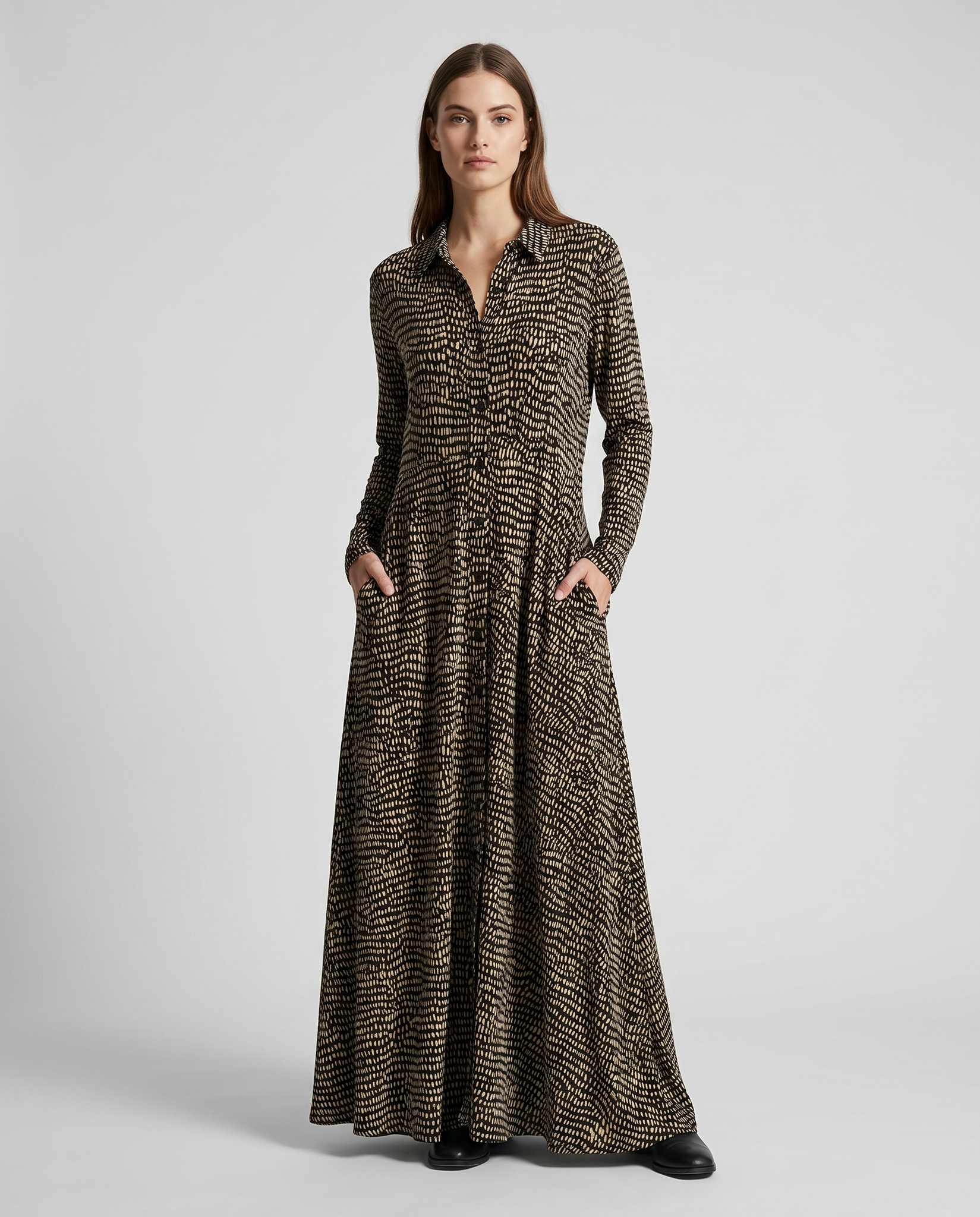 Women's Relaxed Fit V-Neck Maxi Dress - Image 2